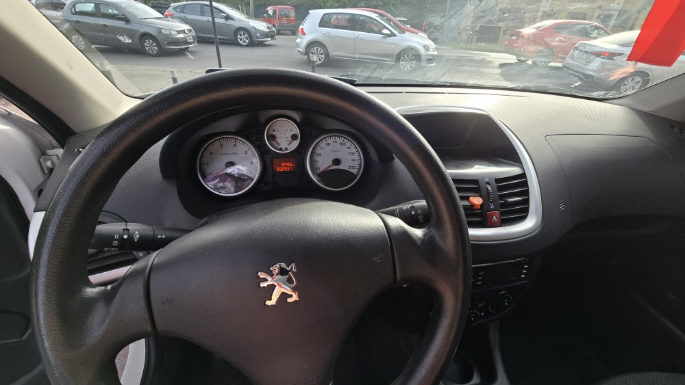 Peugeot 207 COMPACT ALLURE 1.4 — foto 5